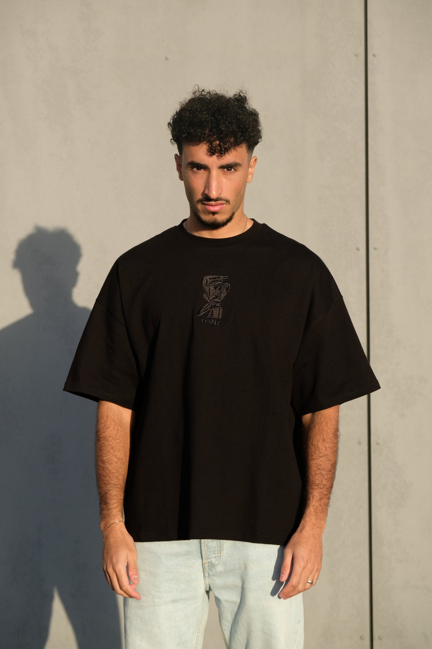 TEE-SHIRT ART TON SUR TON NOIR