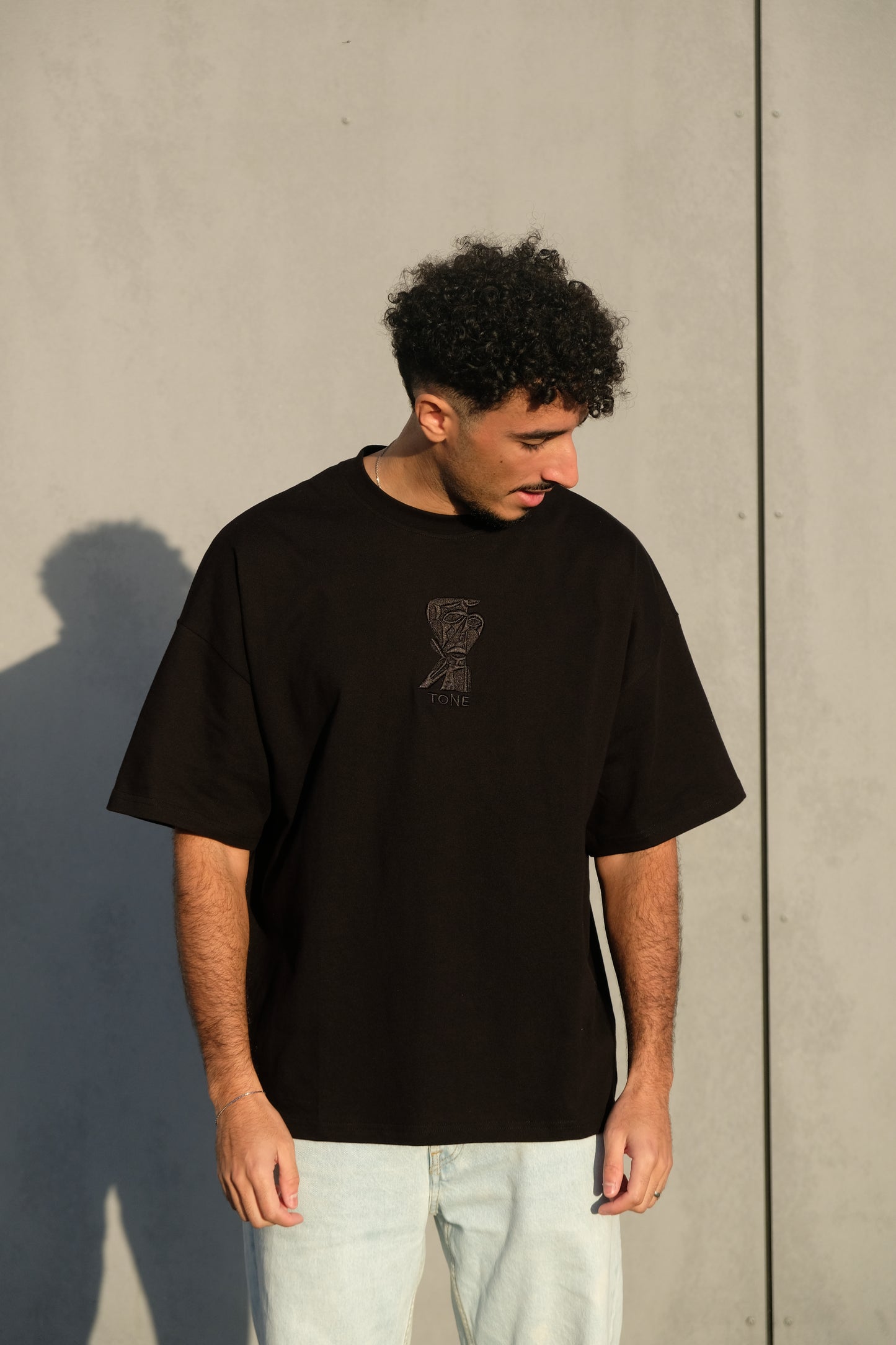 TEE-SHIRT ART TON SUR TON NOIR